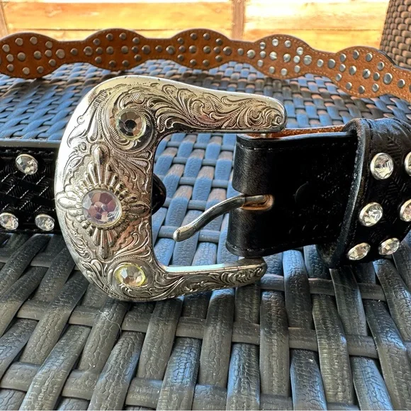 Tony Lama Western Leather Belt Buckle Black Rhinestones C50363 Sz 34 Vintage Tooled Leather and Cow Hair Tony Lama Western Belt  main image 3